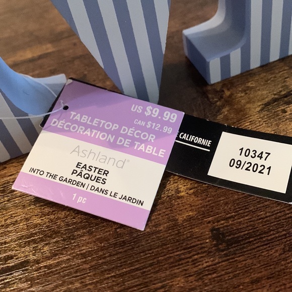 Ashland Tabletop Decor letter "M" - Picture 4 of 5